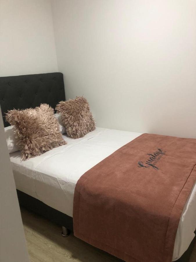 Apartamento Frente Al Malecon Guatapé エクステリア 写真